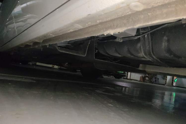 Used Buick GL8 2022 ES Landtrek 653T Luxury Edition Chassis Rear Left