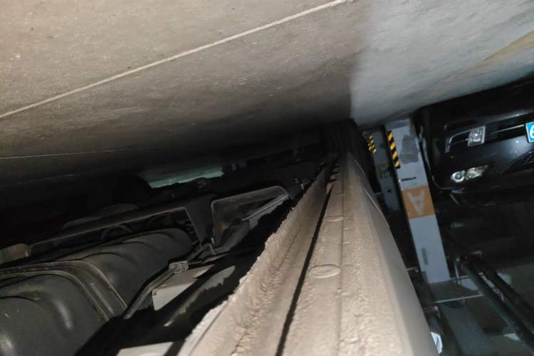 Used Buick GL8 2022 ES Landtrek 653T Comfort Edition Chassis Rear Left