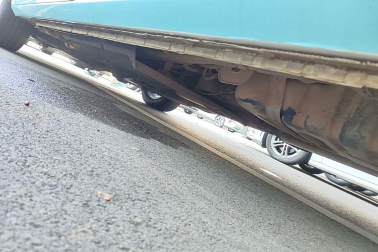 Used Buick GL8 2022 Land Cruiser Executive Class 652T Comfort Model Chassis Rear Left