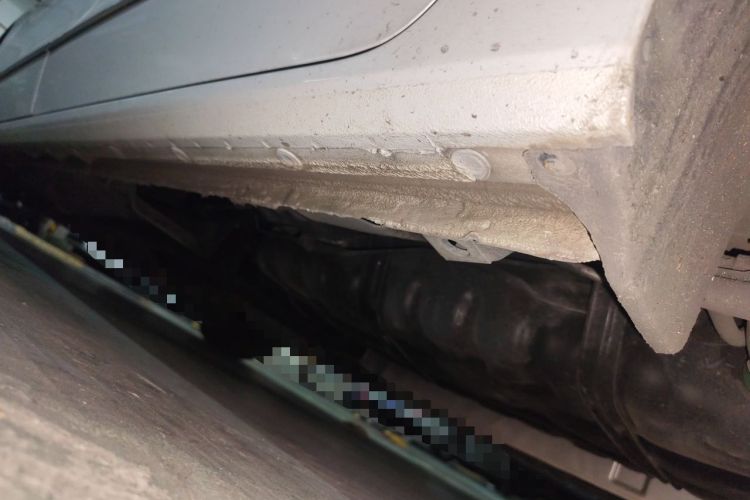 Used Buick GL8 2022 ES Landtrek 653T Comfort Edition Chassis Rear Left