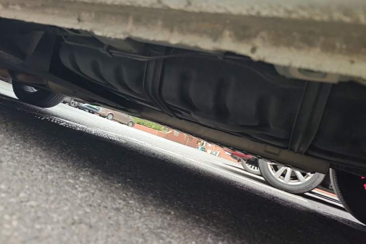 Used Buick GL8 2022 ES Landtrek 653T Comfort Edition Chassis Rear Left