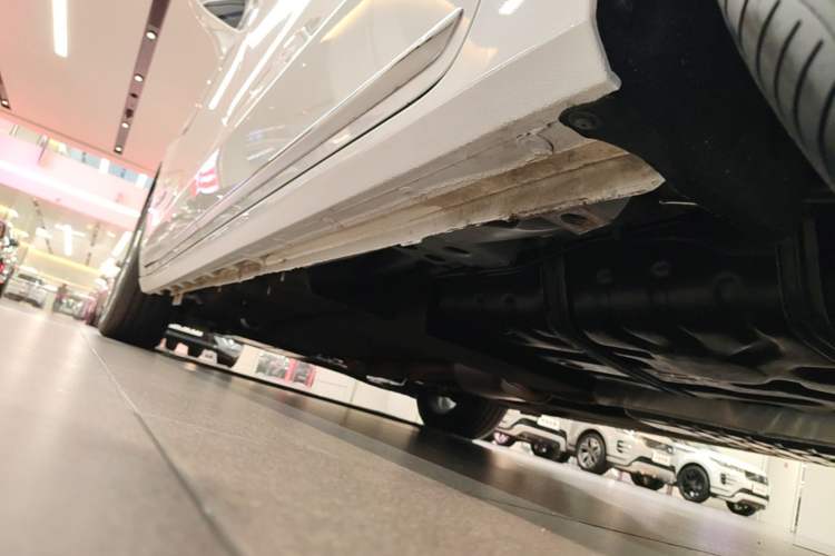 Used Buick GL8 2022 Avenir Avia Four-Seat Prestige Edition Chassis Rear Left