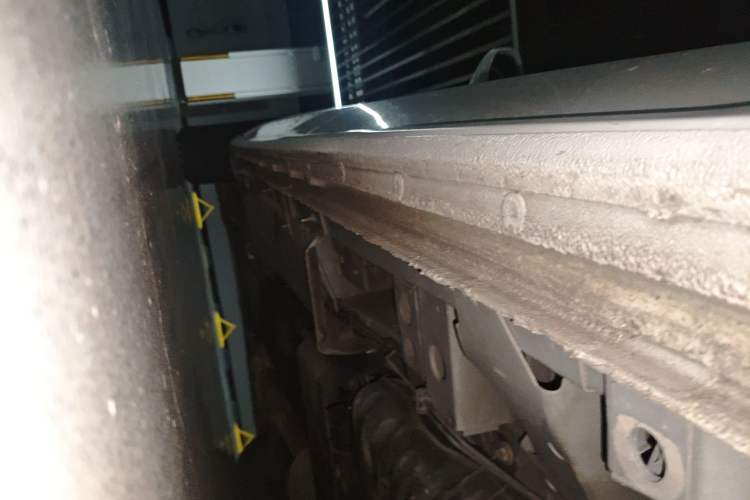 Used Buick GL8 2022 ES Landtrek 653T Comfort Edition Chassis Rear Left