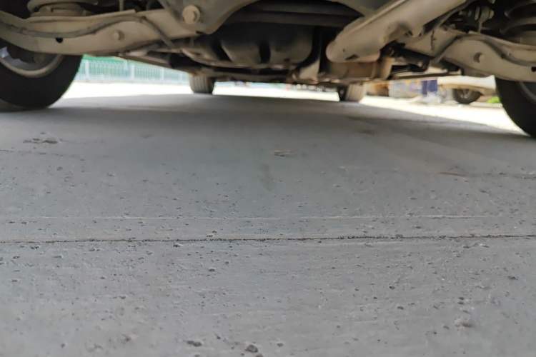Used Buick GL8 2022 ES Landtrek 653T Comfort Edition Chassis Rear