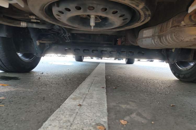 Used Buick GL8 2022 Land Cruiser Executive Class 652T Comfort Model Chassis Rear