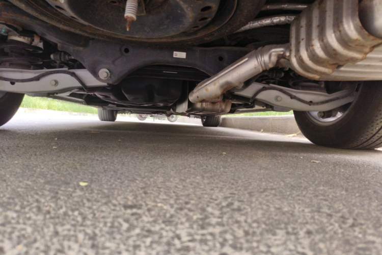 Used Buick GL8 2022 ES Landtrek 653T Comfort Edition Chassis Rear