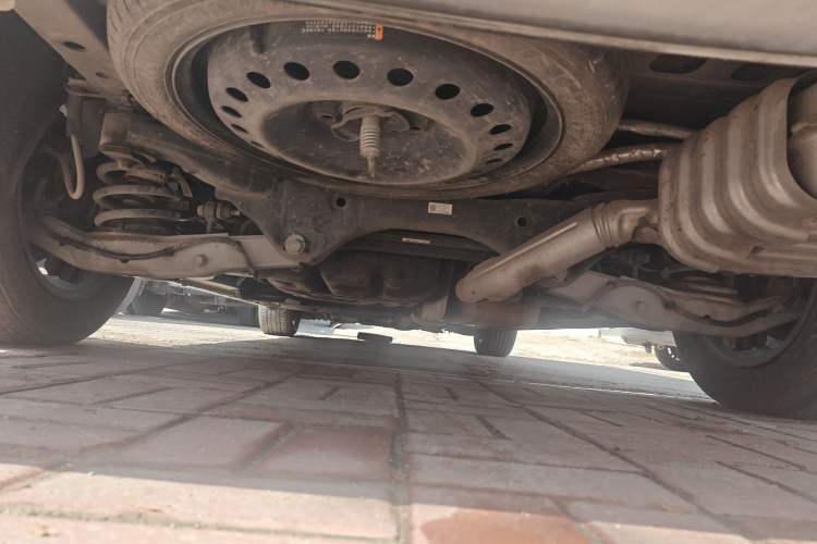 Used Buick GL8 2022 ES Landtrek 653T Comfort Edition Chassis Rear