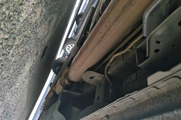 Used Buick GL8 2022 Land Cruiser Executive Class 652T Comfort Model Chassis Rear Right