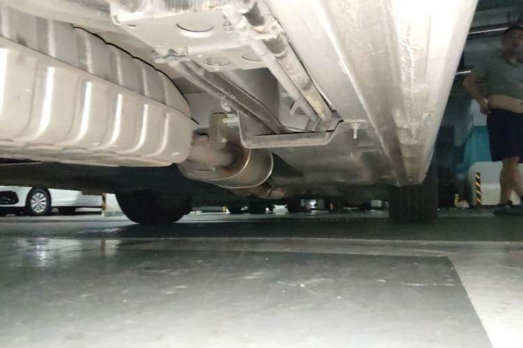 Used Buick GL8 2022 ES Landtrek 653T Luxury Edition Chassis Rear Right