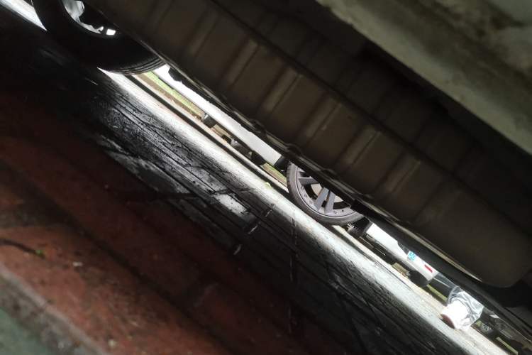 Used Buick GL8 2022 ES Landtrek 653T Luxury Edition Chassis Rear Right