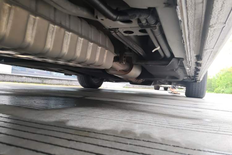 Used Buick GL8 2022 ES Landtrek 653T Luxury Edition Chassis Rear Right