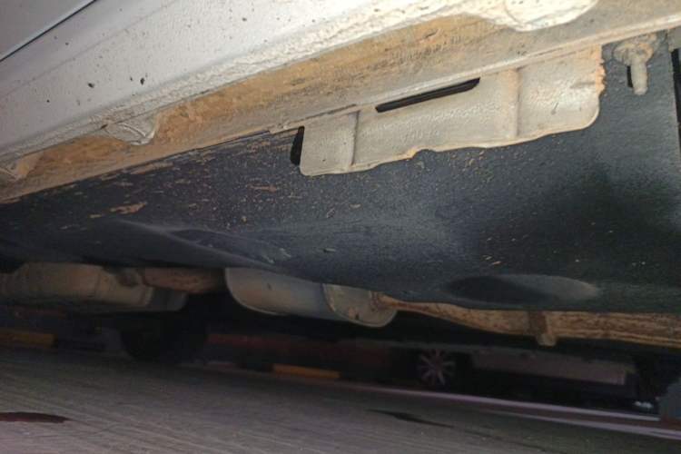 Used Buick GL8 2022 ES Landtrek 653T Comfort Edition Chassis Rear Right