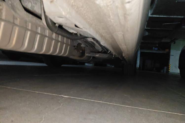 Used Buick GL8 2022 ES Landtrek 653T Comfort Edition Chassis Rear Right