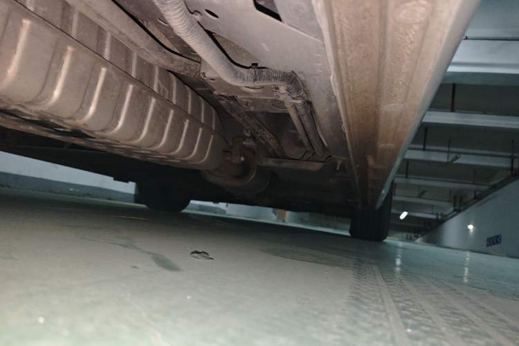 Used Buick GL8 2022 ES Landtrek 653T Luxury Edition Chassis Rear Right
