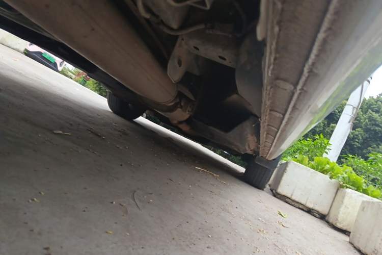 Used Buick GL8 2022 Land Cruiser Executive Class 652T Comfort Model Chassis Rear Right
