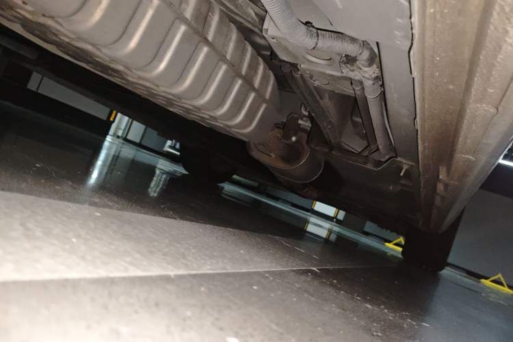 Used Buick GL8 2022 ES Landtrek 653T Comfort Edition Chassis Rear Right