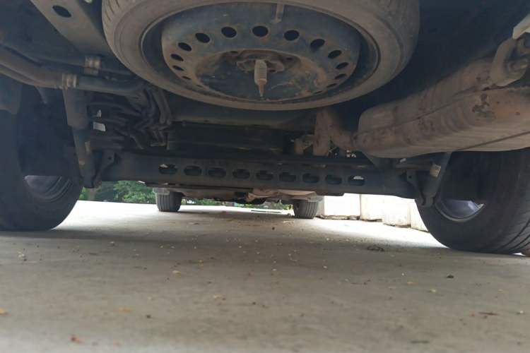Used Buick GL8 2022 Land Cruiser Executive Class 652T Comfort Model Chassis Rear