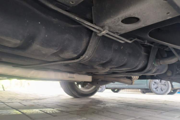 Used Buick GL8 2022 ES Land Cruiser 653T Luxury Model Chassis Rear