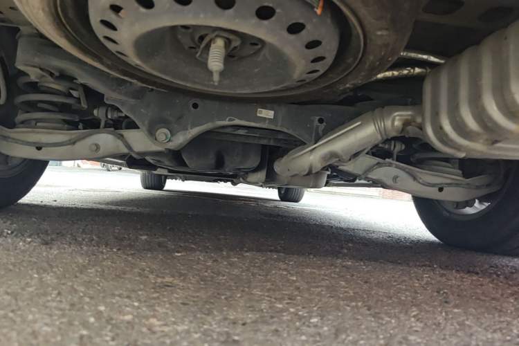 Used Buick GL8 2022 ES Landtrek 653T Comfort Edition Chassis Rear