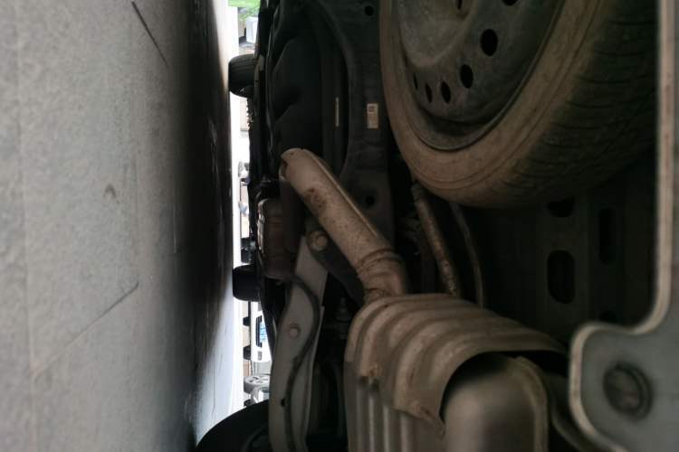 Used Buick GL8 2022 ES Landtrek 653T Comfort Edition Chassis Rear