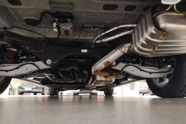 Used Buick GL8 2022 Avenir Avia Four-Seat Prestige Edition Chassis Rear