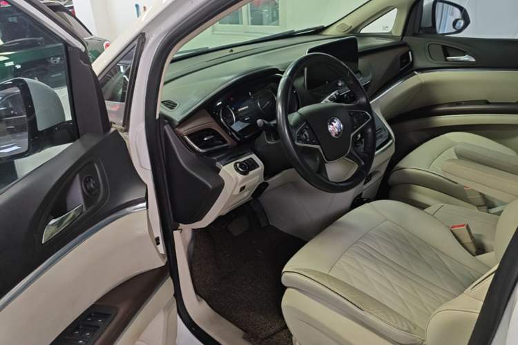 Used Buick GL8 2022 Land Business Class 652T Luxury Model Driver Seat