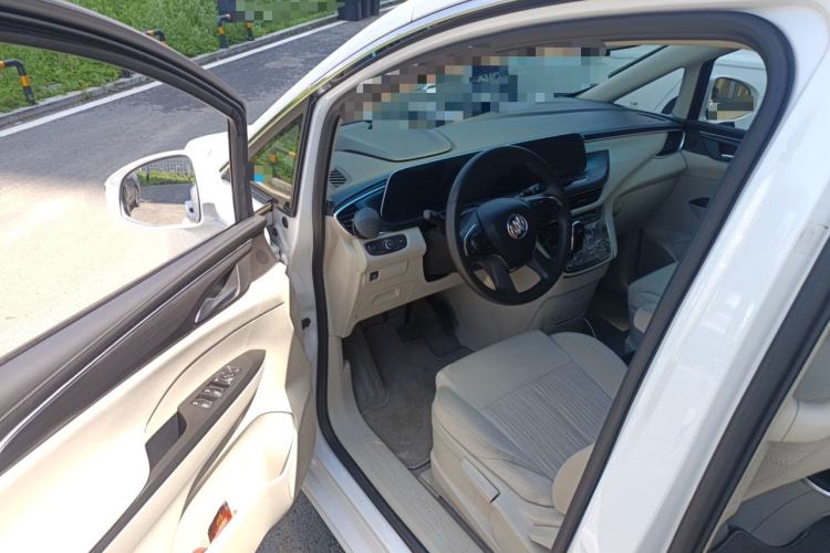 Used Buick GL8 2022 ES Landtrek 653T Comfort Edition Driver Seat