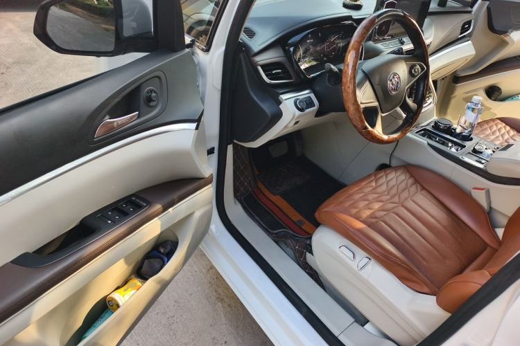 Used Buick GL8 2022 Land Cruiser Executive Class 652T Comfort Model Driver Seat