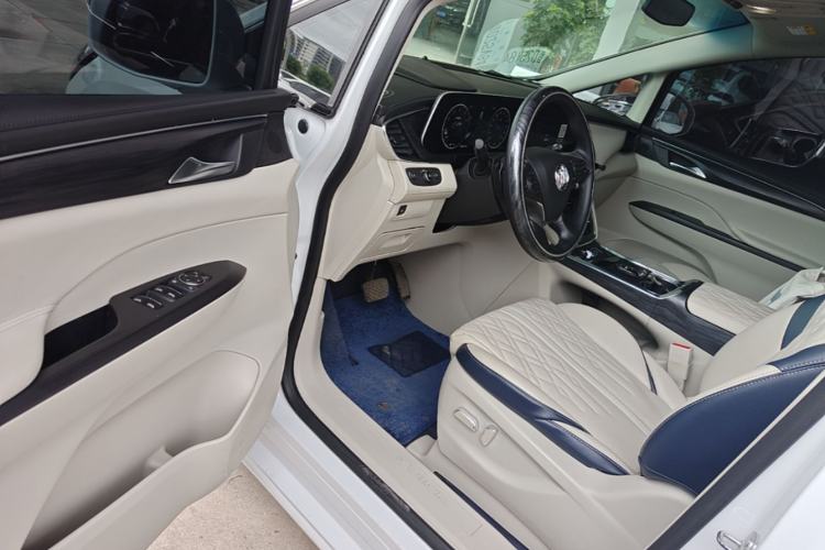 Used Buick GL8 2022 ES Landtrek 653T Comfort Edition Driver Seat