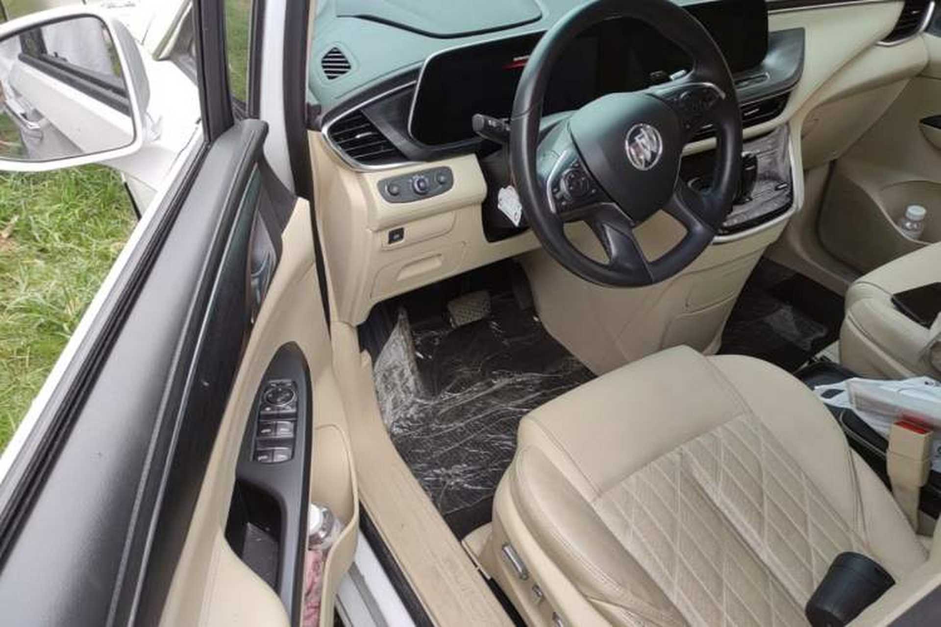 Used Buick GL8 2022 ES Landtrek 653T Comfort Edition Driver Seat