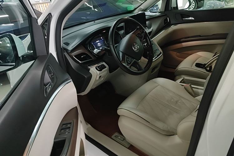 Used Buick GL8 2022 Land Business Class 652T Luxury Model Driver Seat