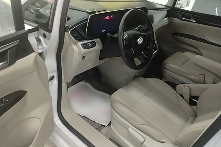 Used Buick GL8 2022 ES Landtrek 653T Comfort Edition Driver Seat