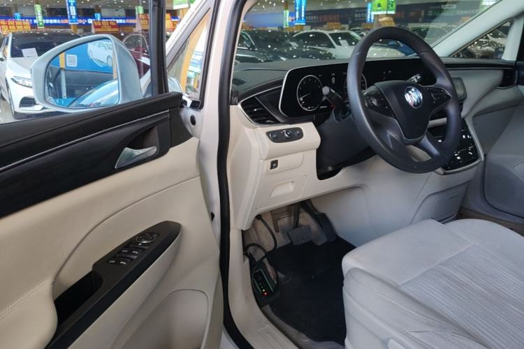 Used Buick GL8 2022 ES Landtrek 653T Comfort Edition Driver Seat