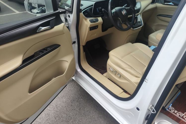 Used Buick GL8 2022 ES Landtrek 653T Luxury Edition Driver Seat