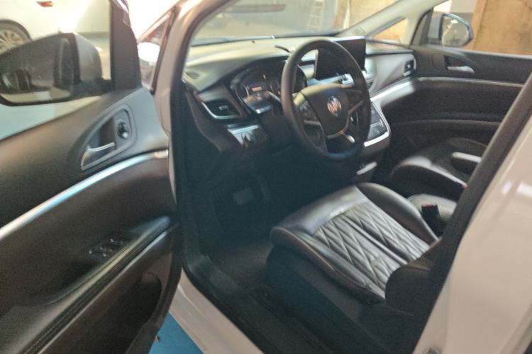 Used Buick GL8 2022 Land Business Class 652T Luxury Model Driver Seat