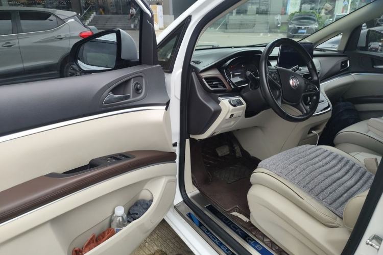 Used Buick GL8 2022 Land Business Class 652T Luxury Model Driver Seat
