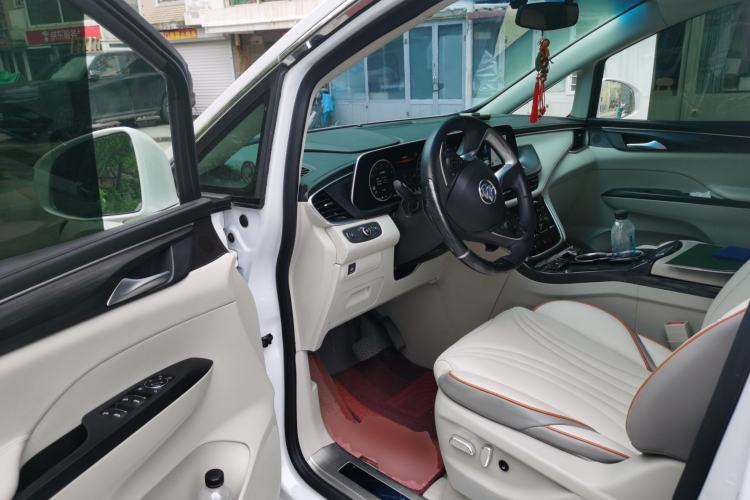 Used Buick GL8 2022 ES Landtrek 653T Comfort Edition Driver Seat