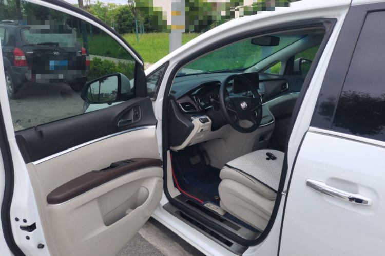 Used Buick GL8 2022 Land Business Class 652T Luxury Model Driver Seat