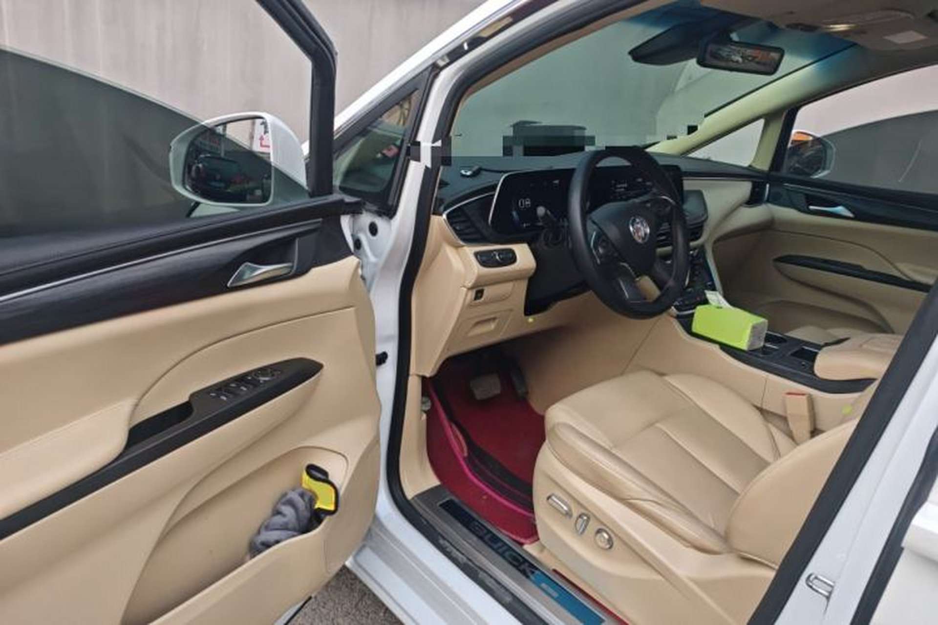 Used Buick GL8 2022 ES Landtrek 653T Luxury Edition Driver Seat
