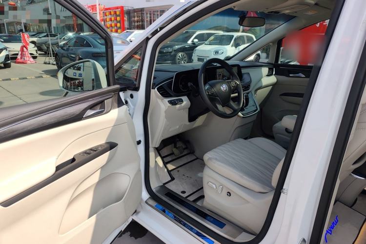 Used Buick GL8 2022 ES Landtrek 653T Comfort Edition Driver Seat