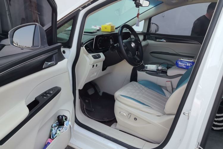 Used Buick GL8 2022 ES Landtrek 653T Comfort Edition Driver Seat