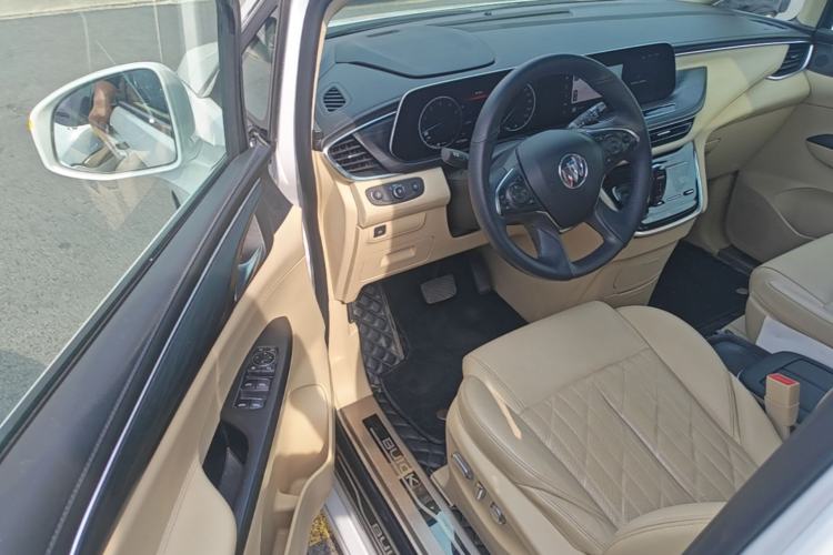 Used Buick GL8 2022 ES Land Cruiser 653T Luxury Model Driver Seat