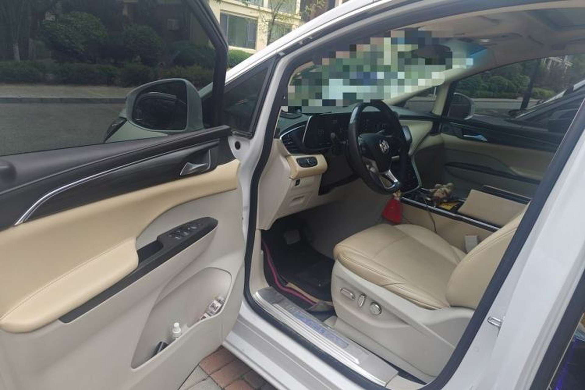 Used Buick GL8 2022 ES Landtrek 653T Comfort Edition Driver Seat
