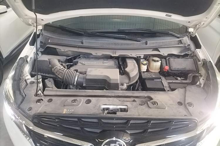 Used Buick GL8 2022 Land Business Class 652T Luxury Model Engine Bay