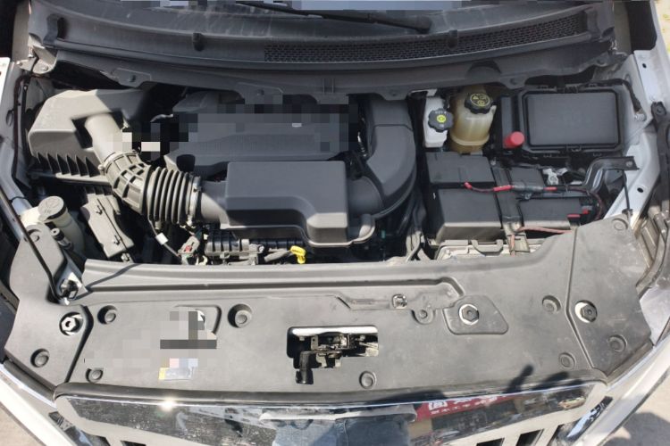 Used Buick GL8 2022 Land Cruiser Executive Class 652T Comfort Model Engine Bay