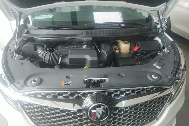 Used Buick GL8 2022 Avenir Aivia Six-Seat Deluxe Edition Engine Bay