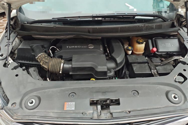 Used Buick GL8 2022 ES Landtrek 653T Comfort Edition Engine Bay