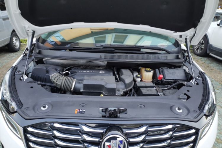 Used Buick GL8 2022 ES Landtrek 653T Comfort Edition Engine Bay
