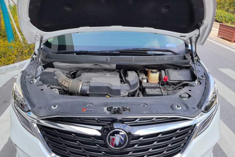 Used Buick GL8 2022 ES Landtrek 653T Luxury Edition Engine Bay