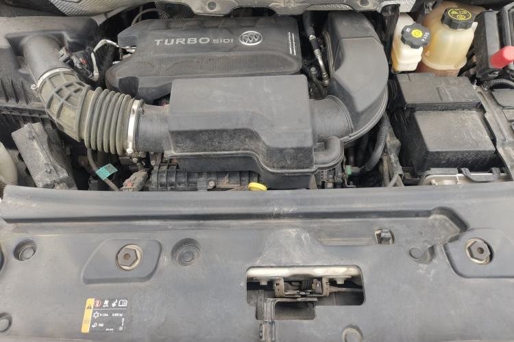 Used Buick GL8 2022 Land Business Class 652T Luxury Model Engine Bay